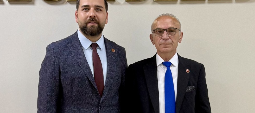 AZİZ SAĞIROĞLU’NDAN SERT ÇIKIŞ: “YÜREĞİR’İ MAKAM HIRSINA VE SİYASİ OYUNLARA TESLİM ETMEYECEĞİZ!”