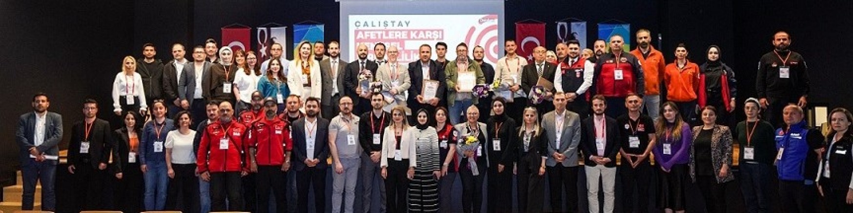 DEPREMİN TÜM BOYUTLARI BEYLİKDÜZÜ’NDE MASAYA YATIRILDI