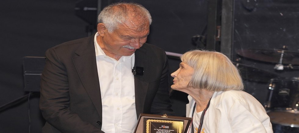 Altın Koza’da Orhan Kemal Emek Ödülleri sahiplerini buldu