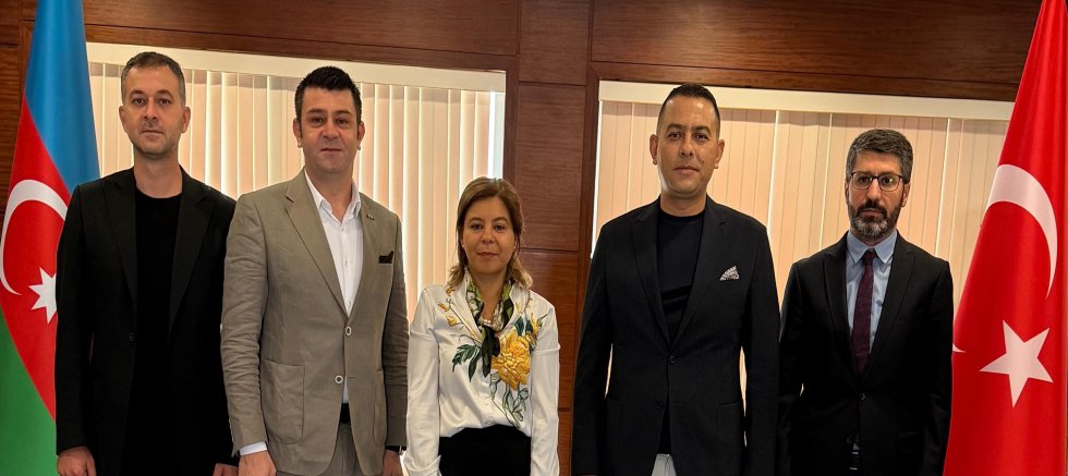 AOSB Heyeti Bakü’de 
