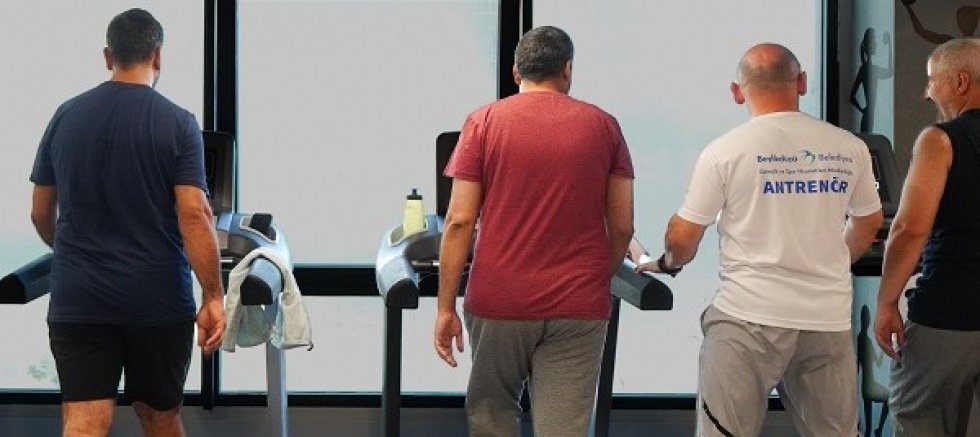 BEYLİKDÜZÜ’NDE YAZ SPOR KURSLARI TÜM HIZIYLA DEVAM EDİYOR   