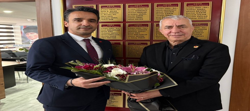 CHP ÇUKUROVA İLÇE YÖNETİMİNDEN GAZETECİLER CEMİYETİ’NE ZİYARET