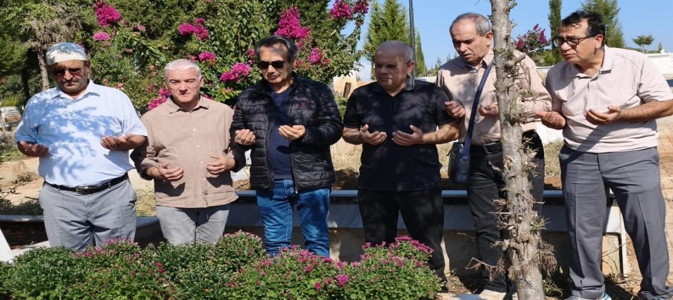Mustafa Özgür kabri başında anıldı