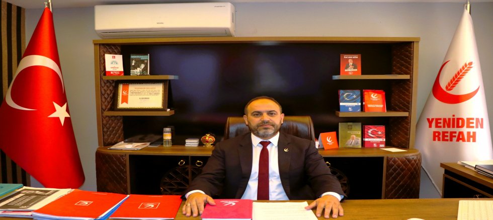 ÖZKUT ÖZDEMİR: “SANAT KİSVESİ ALTINDAKİ BU İFSADA GEÇİT VERMEYİN