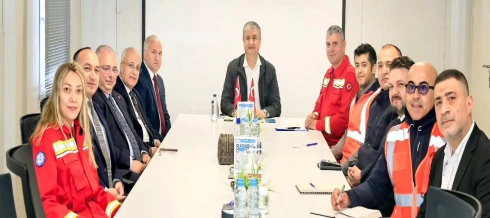 VALİ MUSTAFA YAVUZ, CEYHAN’DA STRATEJİK ENERJİ YATIRIMINI YERİNDE İNCELEDİ