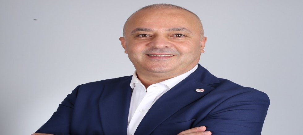 Yeni Parti Çukurova İlçe Başkan Adayı Levent Yergök: “Heyecanı, umudu ve mücadeleyi büyütmeye adayım”