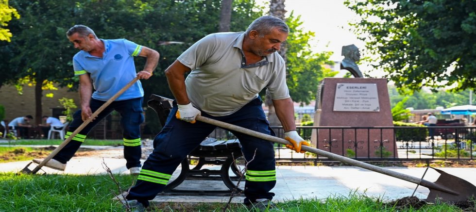 ZİYA PAŞA DİNLENME PARKI YENİ ÇEHRESİNE KAVUŞUYOR