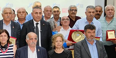 40, 45, 50 yıldır hizmet eden muhtarlara plaket…