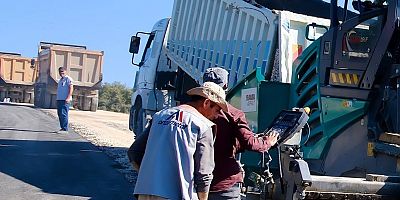 Büyükşehir Adana’nın dört bir yanında çalışıyor