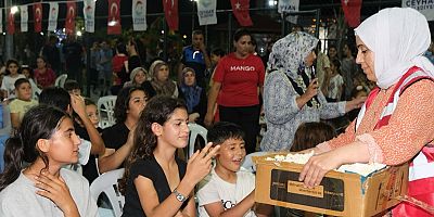 Ceyhan Belediyesi'nden Açık Hava Sineması Günleri Başlıyor