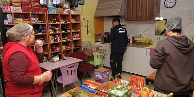 Ceyhan Belediyesi’nden Kantinlerde Sıkı Denetim