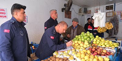 Ceyhan Belediyesi’nden Manavlara Sıkı Denetim