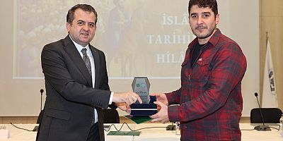 Çukurova Üniversitesinde “İslam Tarihinde Hilafet” Paneli Gerçekleştirildi