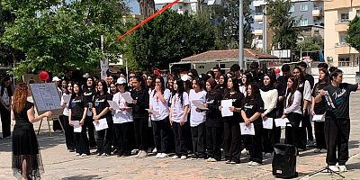 *İNCİRLİK ANADOLU LİSESİ’NDE BİLİM ŞÖLENİ: TÜBİTAK 4006 BİLİM FUARI BÜYÜK İLGİ GÖRDÜ*