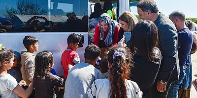 Seyhan’da Çocuklara Destek, Ailelere Umut Gmail ürününe bu ileti dizisinin önemli olduğunu öğretmek için tıklayın.