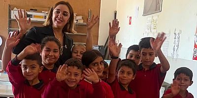 Uluslararası Gazeteciler Cemiyeti Gaziantep Temsilcisi Aslı Emektar’dan Öğrencilere Eğitim Desteği
