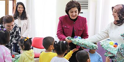 VALİMİZ SAYIN MUSTAFA YAVUZ’UN EŞİ SÜREYYA YAVUZ HANIMEFENDİ’DEN SEVGİ EVLERİNE ZİYARET