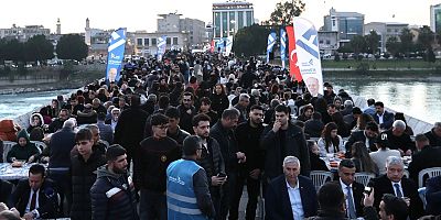 Yüreğir Belediyesi’nden Taşköprü’de 5 Bin Kişilik İftar Sofrası