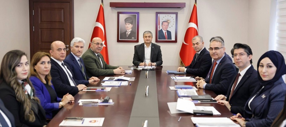 VALİMİZ SAYIN MUSTAFA YAVUZ BAŞKANLIĞINDA EĞİTİM DEĞERLENDİRME TOPLANTISI GERÇEKLEŞTİRİLDİ